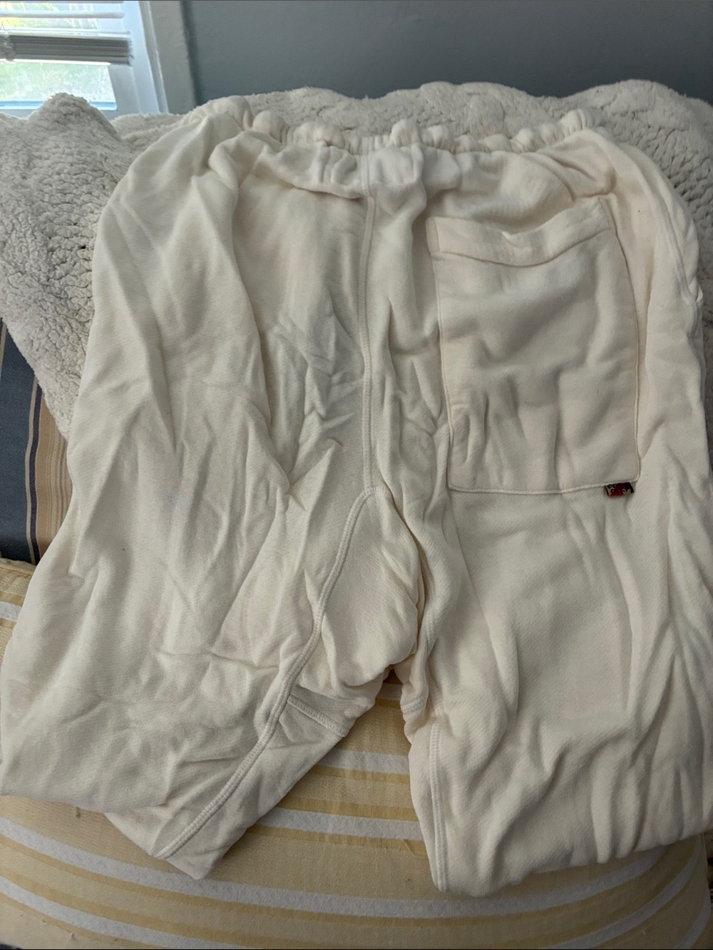 freecity cream  Sweatpants with Graphic Logo xl - Picture 3 of 5